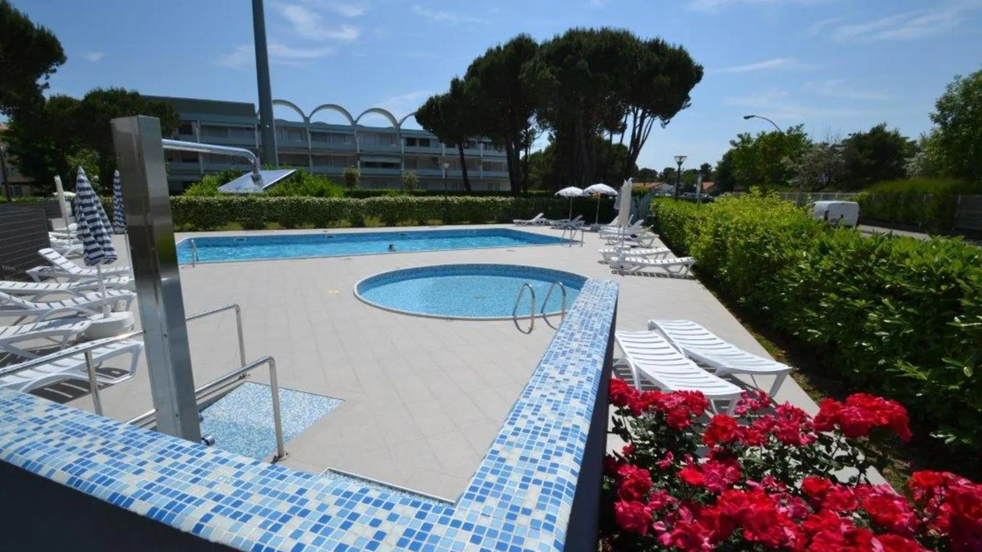 Enjoy The Serenity On Our Beautiful Terrace - Beahost Bibione 0*,